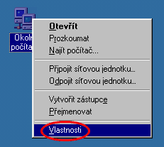 Kliknutí pravým tlačítkem myši na ikoně Okolní počítače na ploše Windows a vybráním položky Vlastnosti