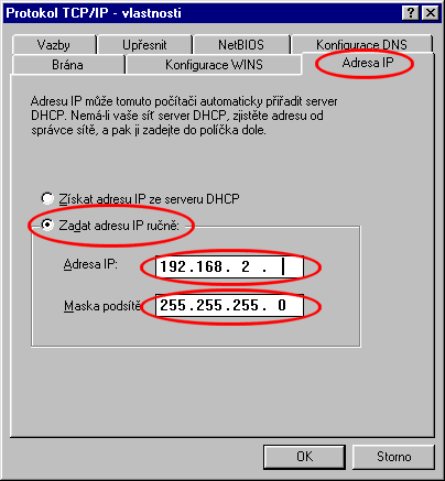 Vybereme kartu Adresa IP, na ní zaškrtneme volbu Zadat adresu IP ručně, nyní by měla být aktivní políčka pro zápis IP - tu vyplníme podle konfiguračních parametrů a stejně tak vyplníme i masku podsítě - obvyklá hodnota je 255.255.255.0 pokud není uvedeno v konfiguračních parametrech jinak. Tlačítko OK potvrdíme až po úpravách na dalších kartách.